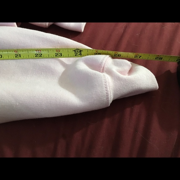 NWOT M/L Printed off shoulder alien logo sweater - Picture 6 of 8